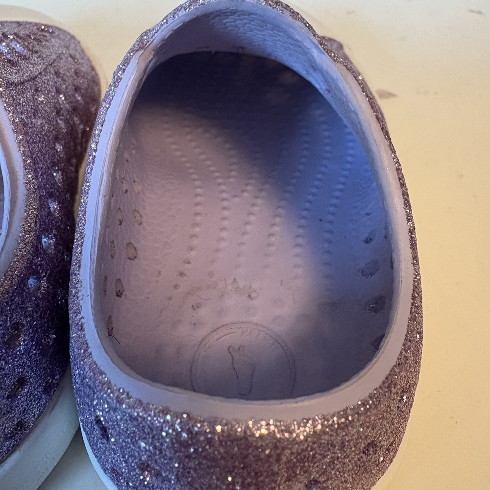 Native Kids Glitter Slip-On Sneakers in Lavender and White - Picture 8 of 12